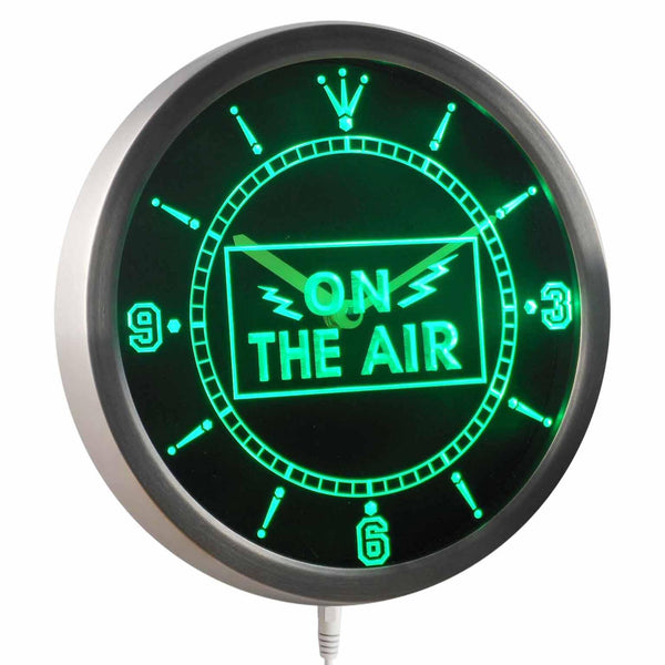 ADVPRO On The Air Neon Sign LED Wall Clock nc0263 - Green