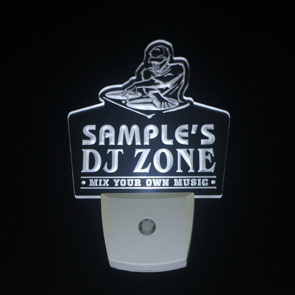 ADVPRO Name Personalized Custom DJ Zone Music Turntable Disco Bar Beer Day/ Night Sensor LED Sign wsqh-tm - White
